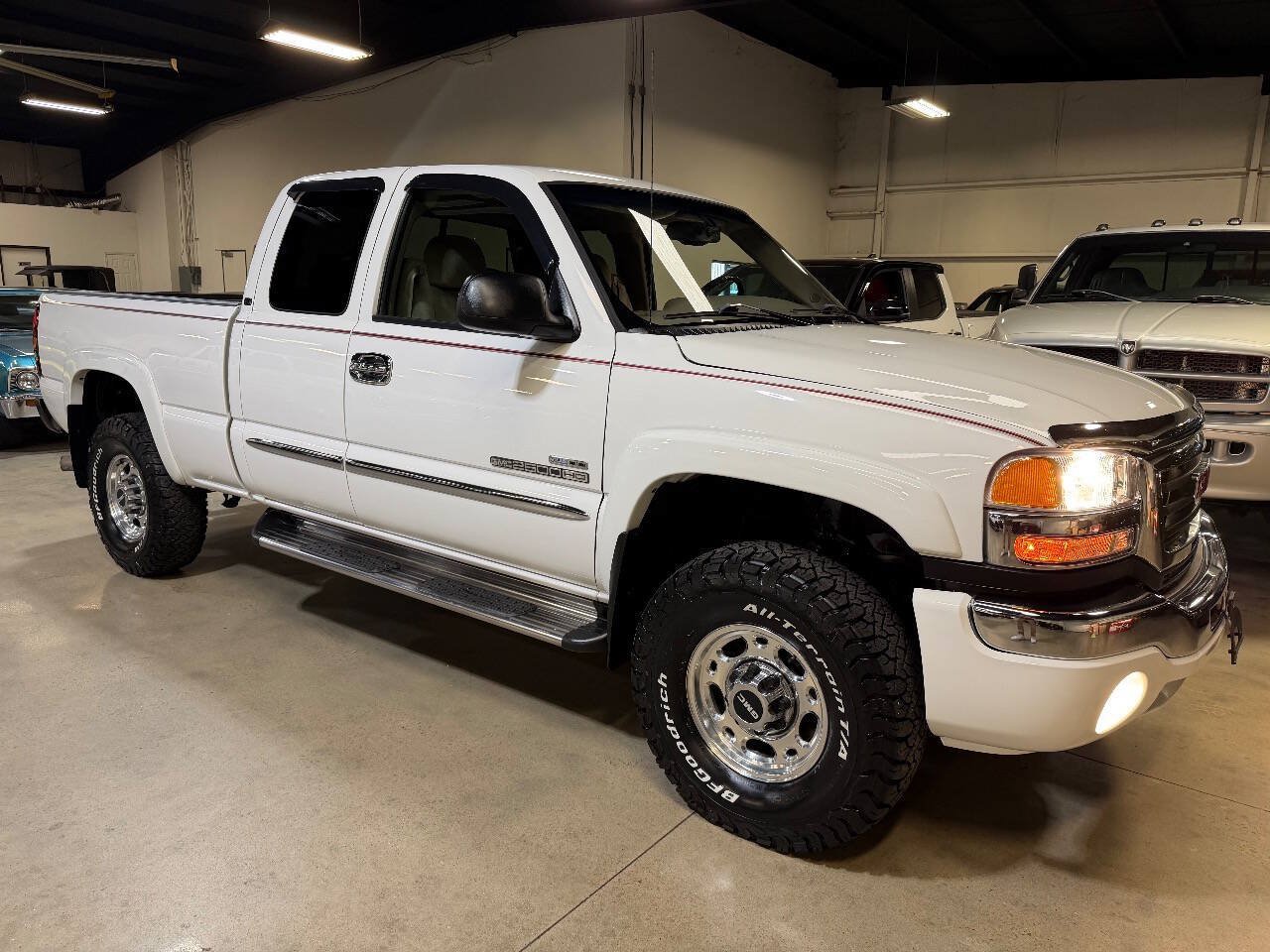 Used 2007 GMC Sierra 2500 SLE w/ Heavy-Duty Power Package RWD image 29