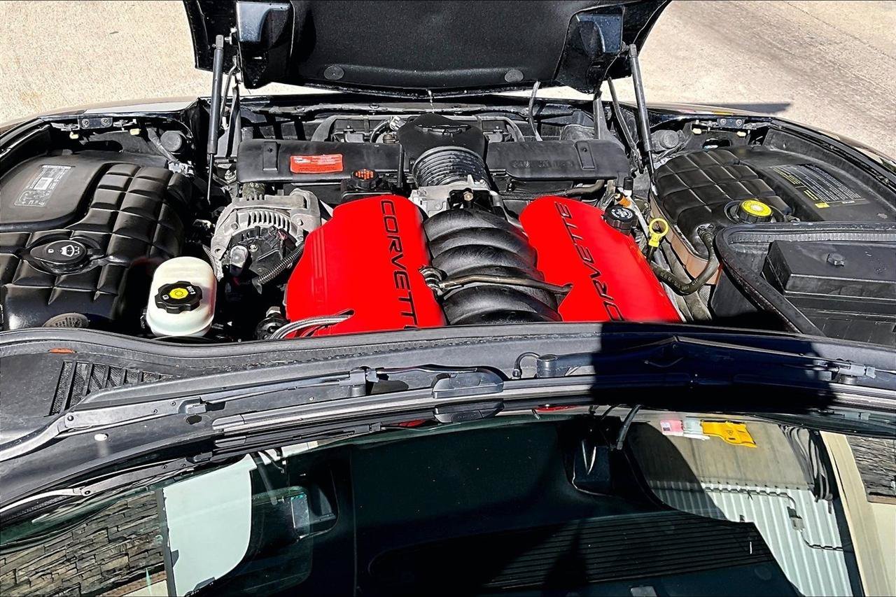 Used 2002 Chevrolet Corvette Z06 w/ Memory Pkg RWD image 30