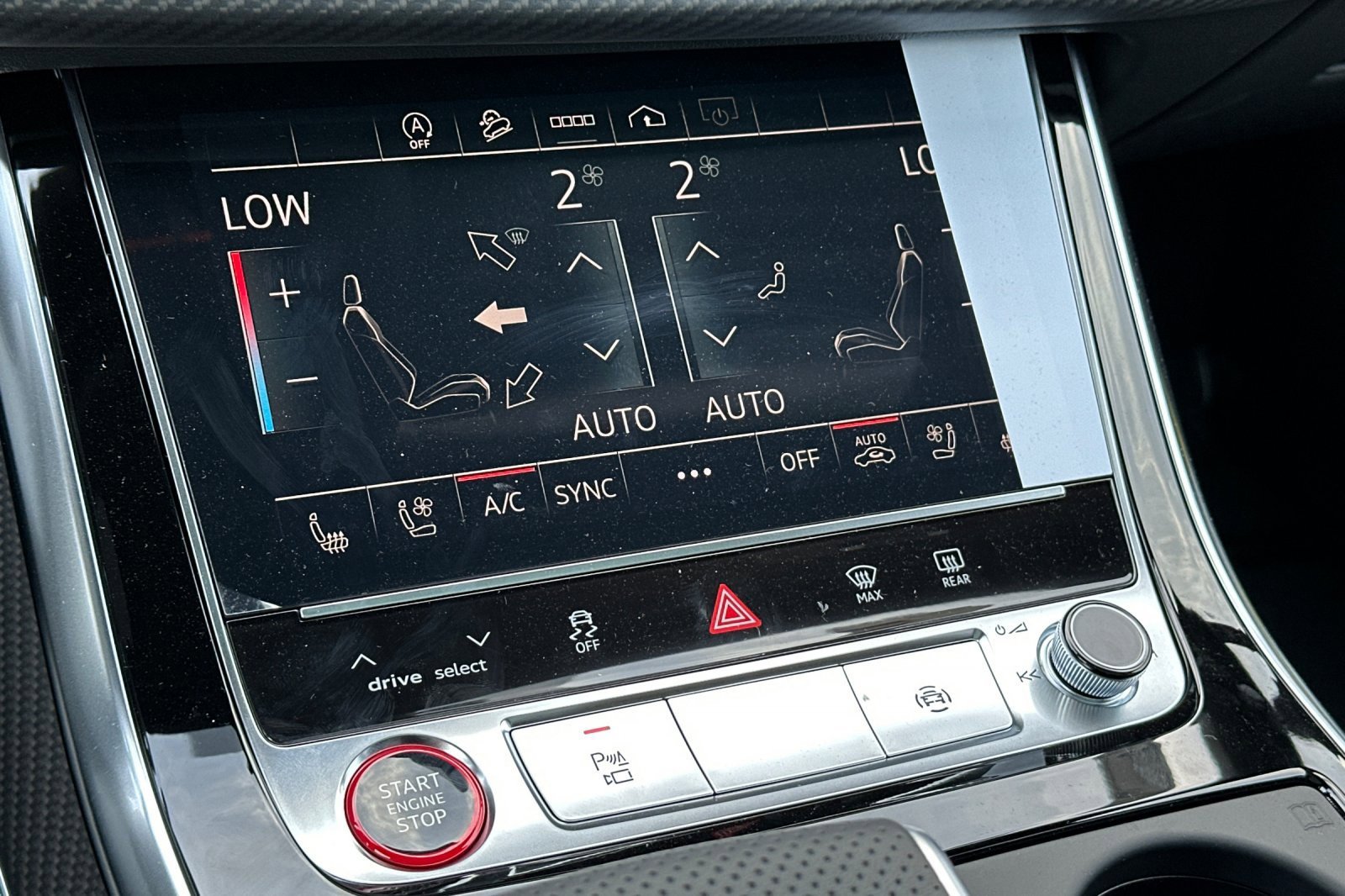 New 2025 Audi SQ7 Premium Plus image 19