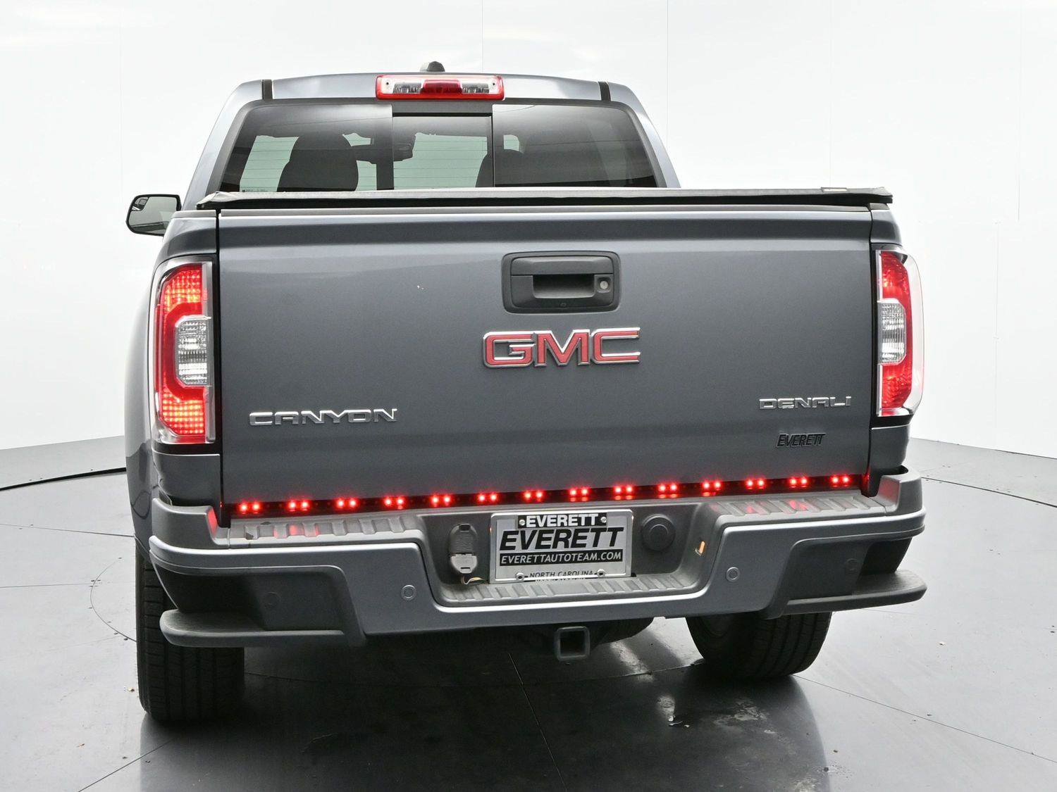Used 2020 GMC Canyon Denali image 6