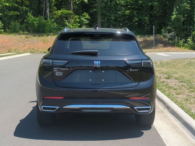 Used 2025 Buick Envision Avenir AWD/4WD image 12