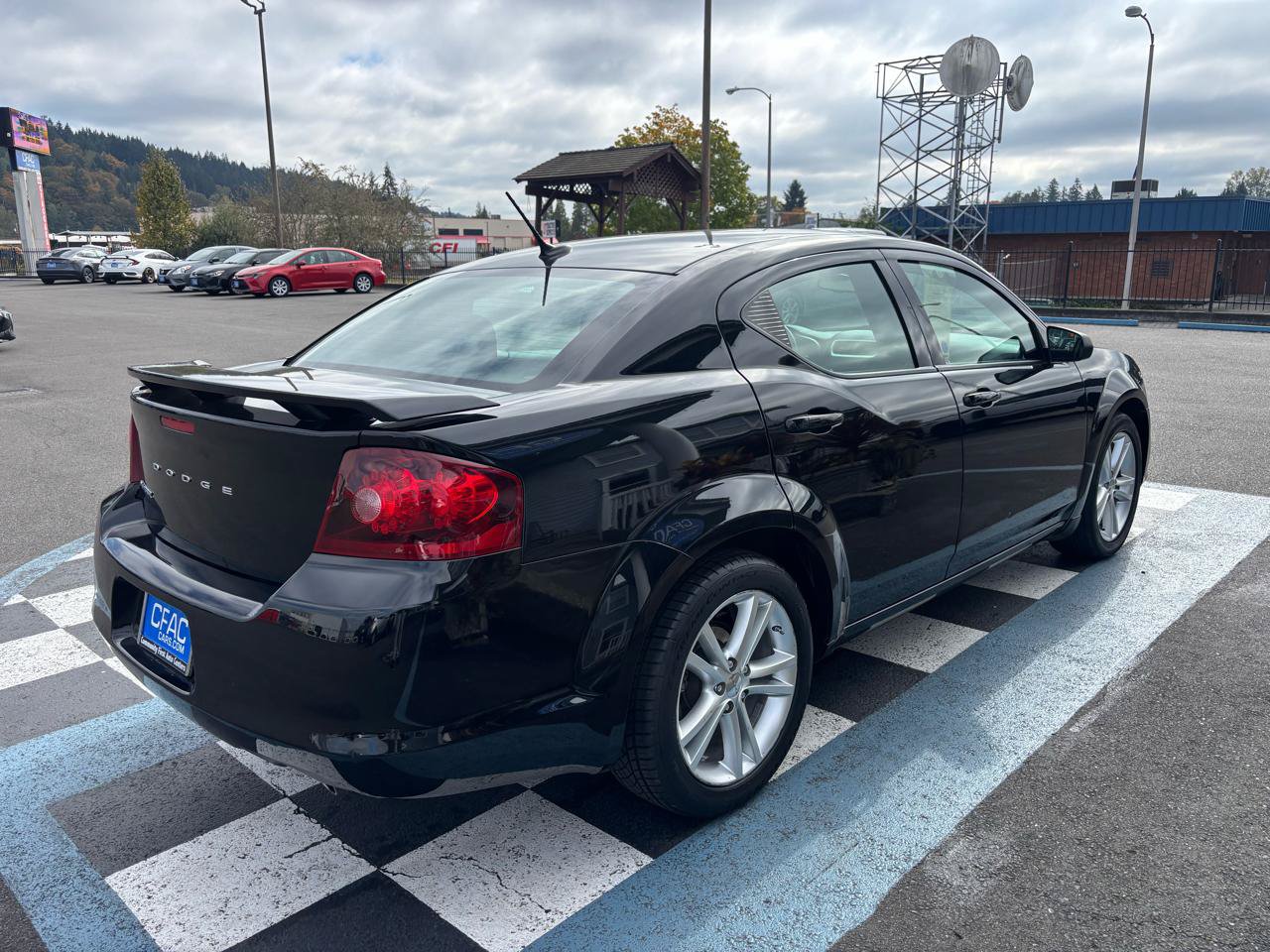 Used 2013 Dodge Avenger SE FWD image 5