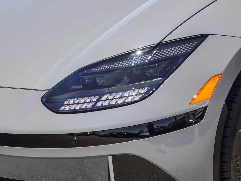 Used 2023 Hyundai Ioniq 6 Limited RWD image 8