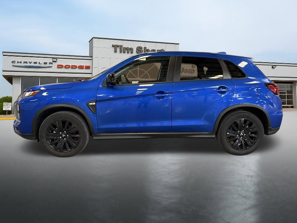 Used 2025 Mitsubishi Outlander Sport LE image 2