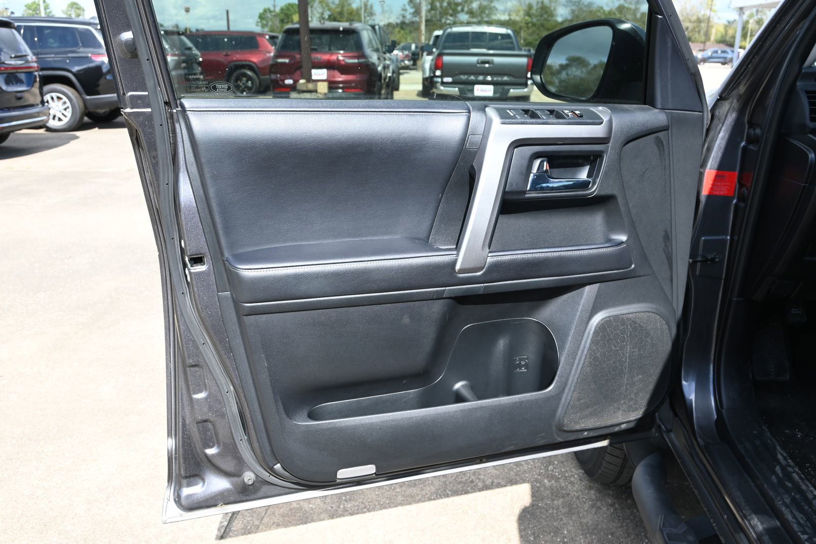 Used 2023 Toyota 4Runner SR5 image 11