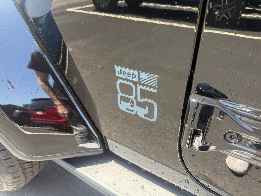 New 2026 Jeep Gladiator Sport AWD/4WD image 12