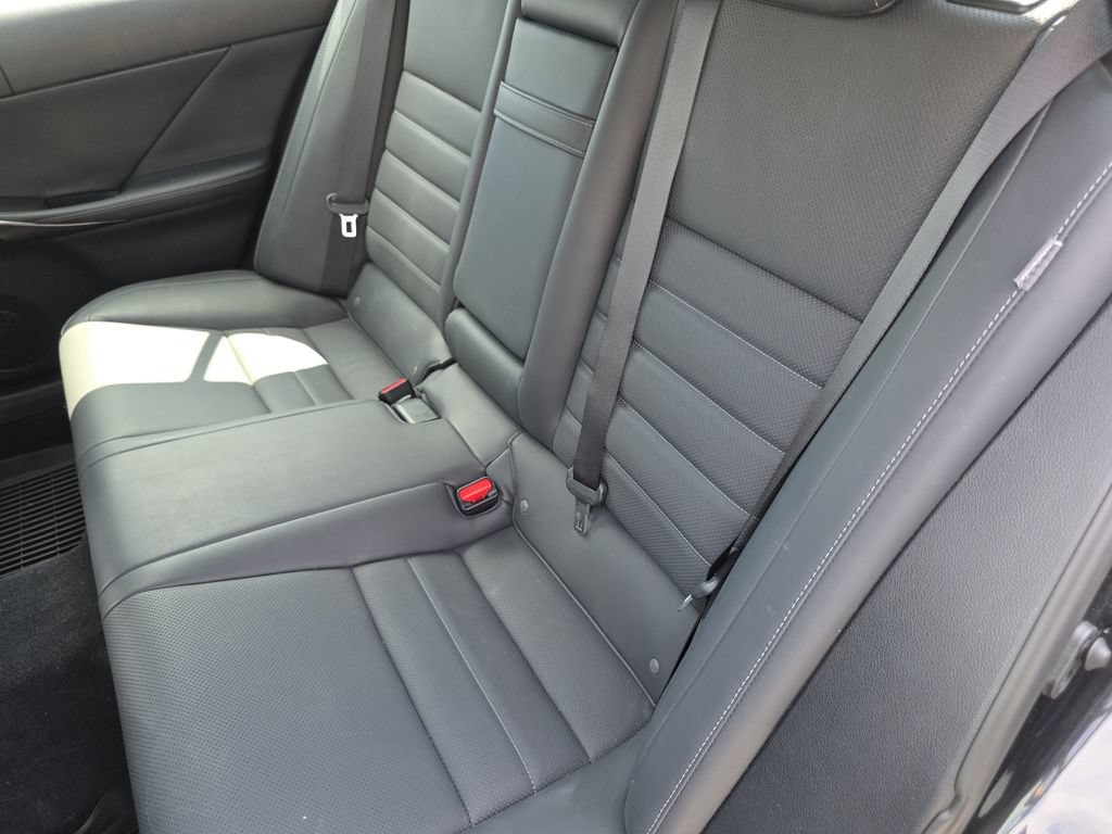 Certified 2021 Lexus IS 350 F Sport AWD/4WD image 31