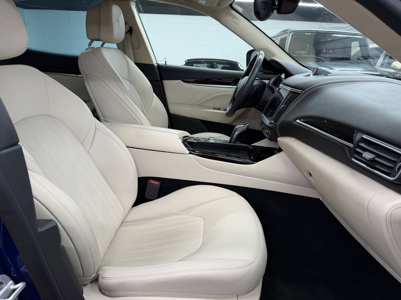 Used 2022 Maserati Levante GT image 23