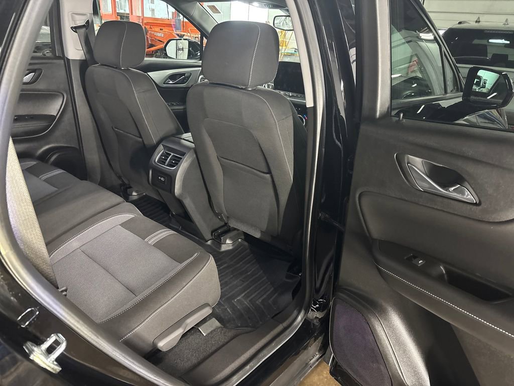 Used 2023 Chevrolet Blazer LT w/ Convenience Package image 18