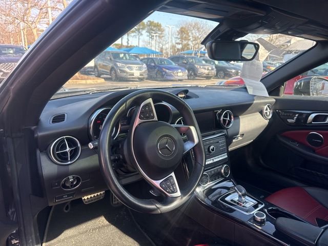 Used 2019 Mercedes-Benz SLC 300 image 11