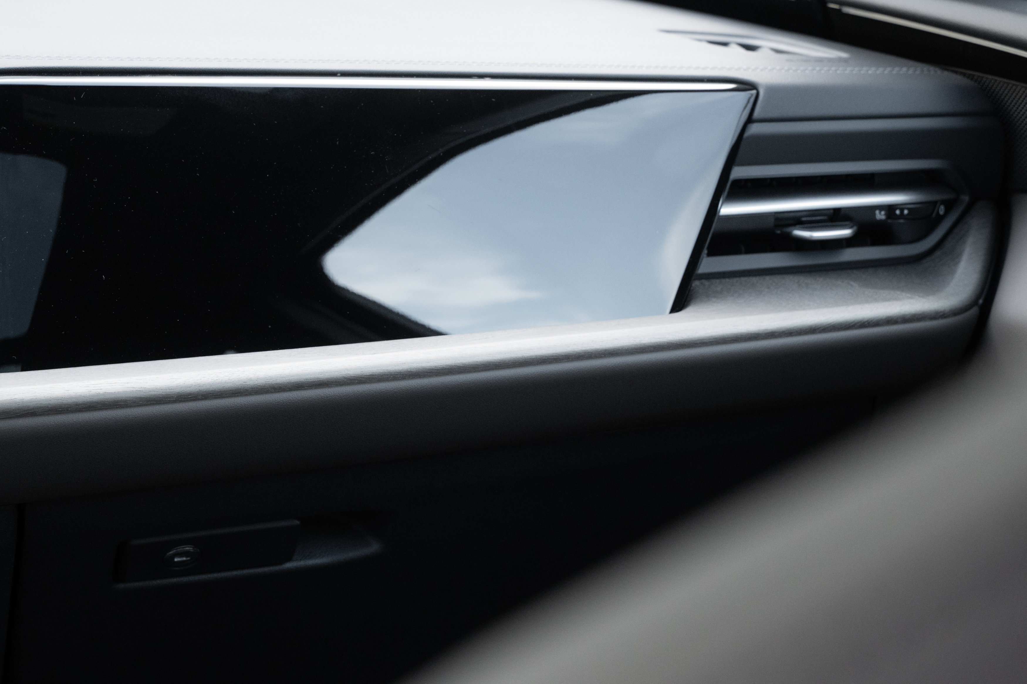 New 2025 Audi Q5 Premium Plus image 15