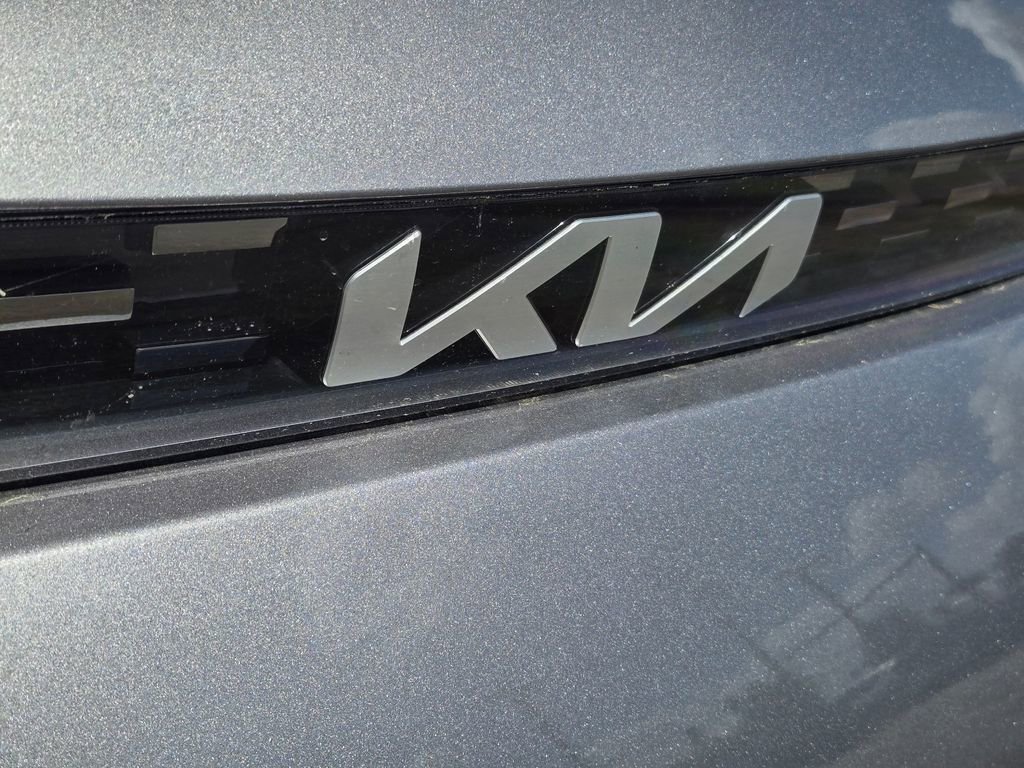 Used 2025 Kia Soul LX image 5