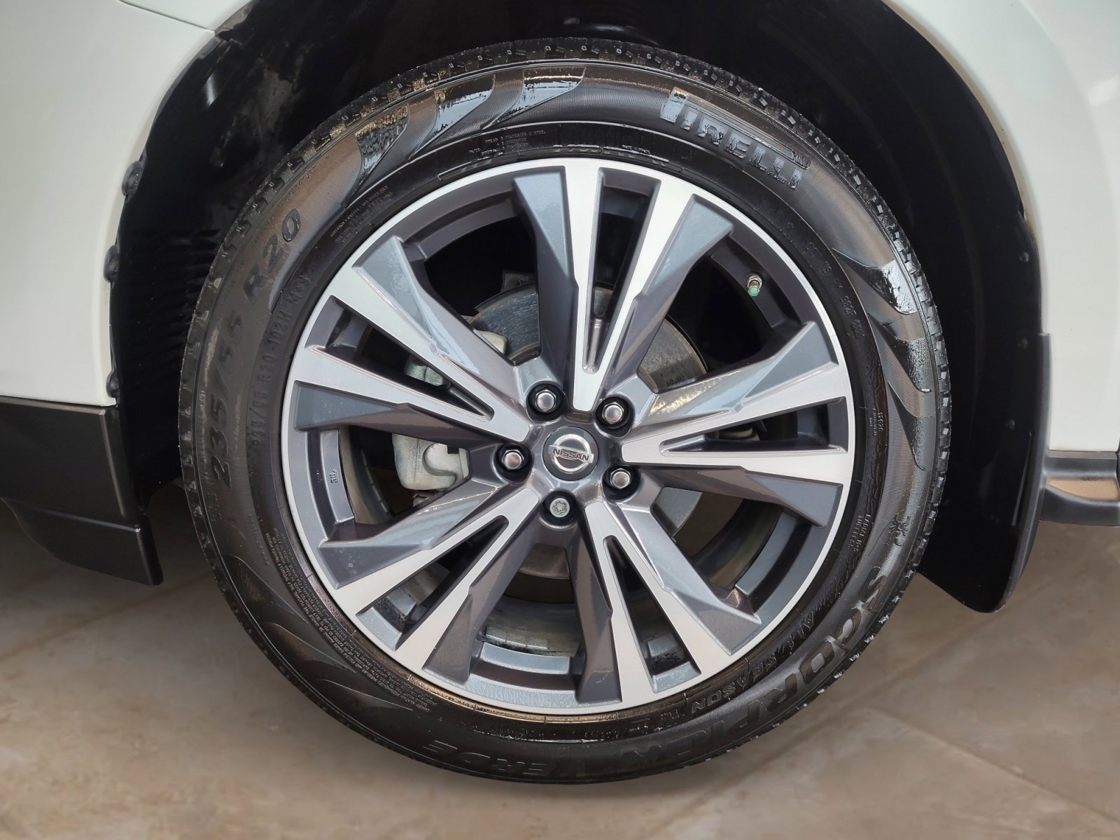 Used 2018 Nissan Pathfinder Platinum FWD image 32