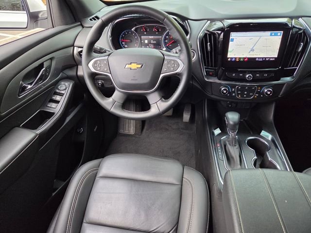 Certified 2023 Chevrolet Traverse LT w/ LT Premium Package FWD image 16