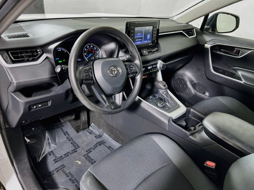 Certified 2020 Toyota RAV4 LE w/ All Weather Liner Package AWD/4WD image 9