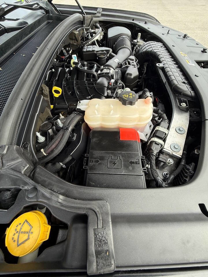 Used 2022 Jeep Grand Cherokee L Laredo image 11