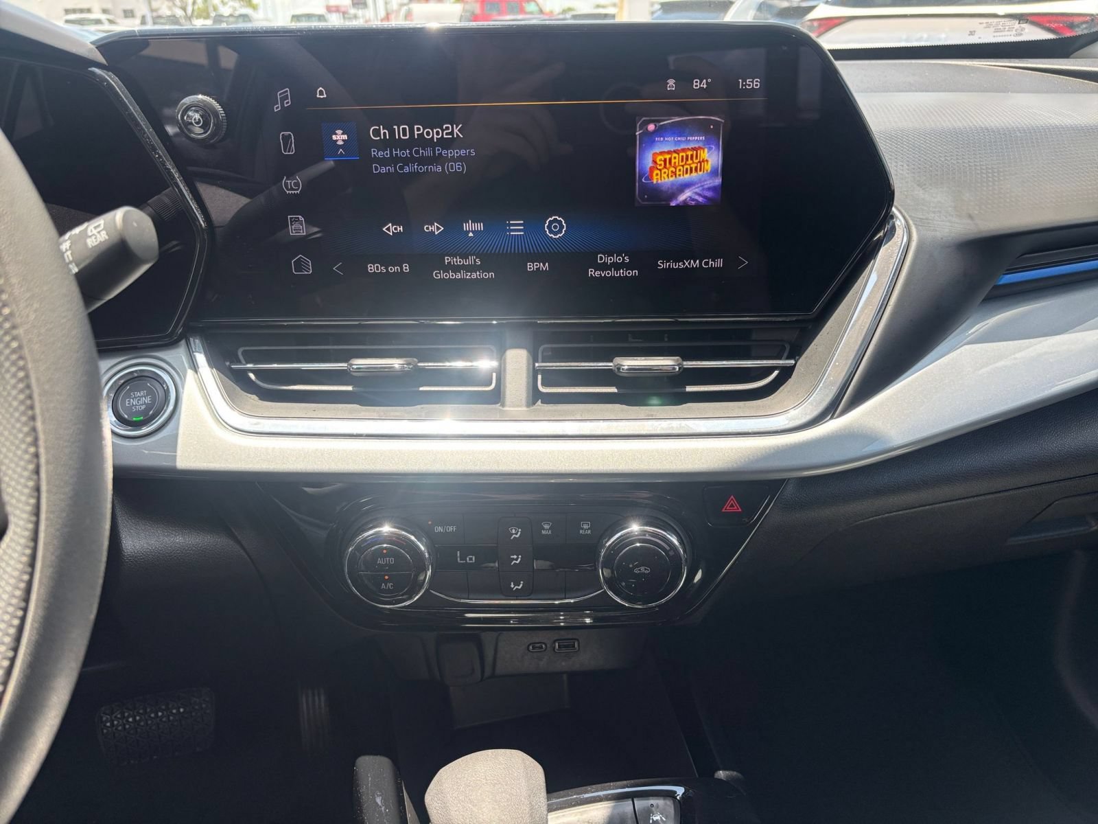 Used 2025 Chevrolet Trax LT FWD image 17
