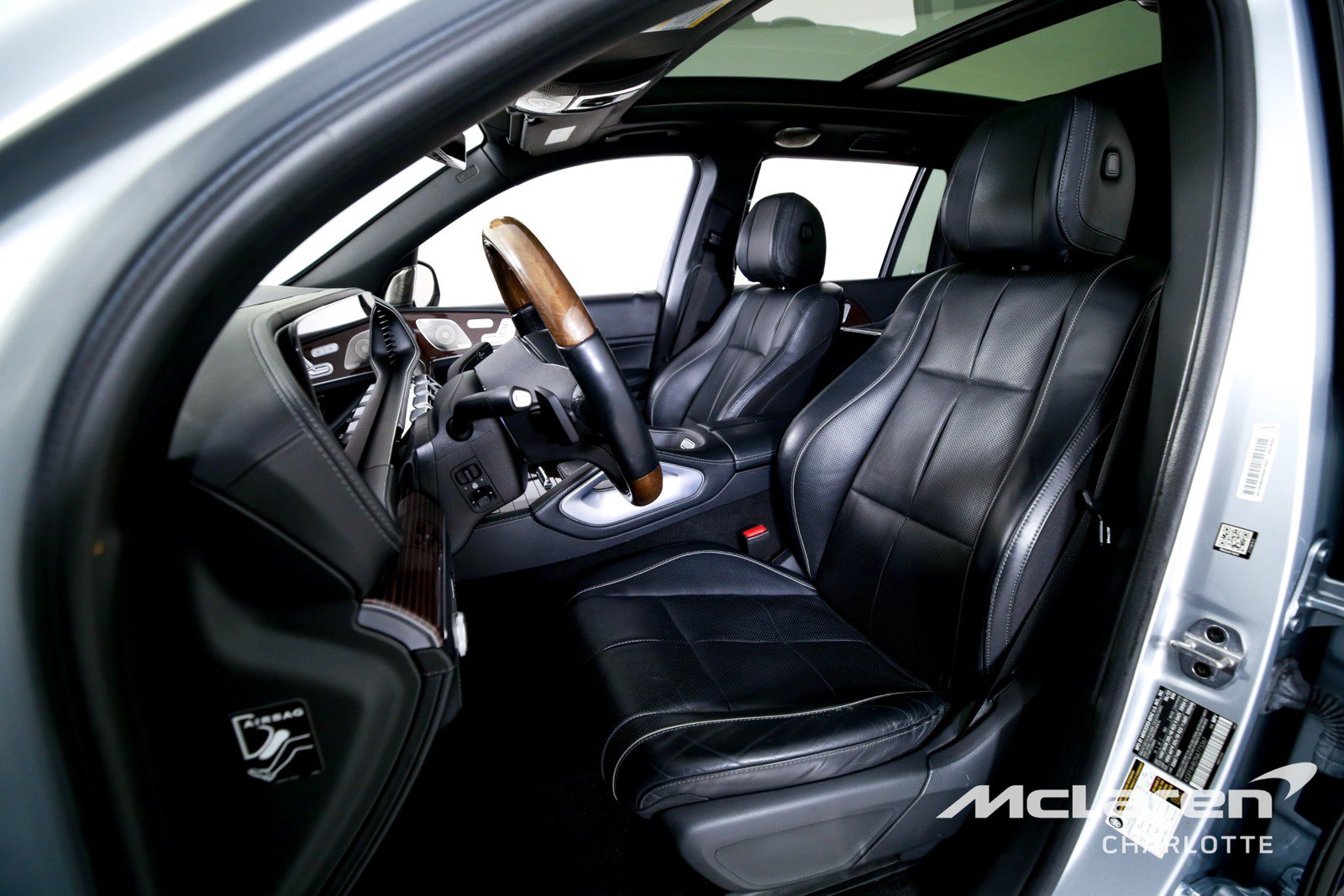 Used 2022 Mercedes-Benz Maybach GLS 600 4MATIC image 11