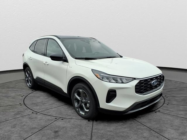 New 2026 Ford Escape ST-Line w/ Tech Pack #1 AWD/4WD image 2