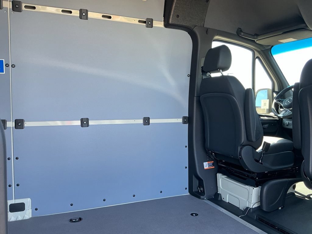 New 2026 Mercedes-Benz Sprinter 2500 image 20