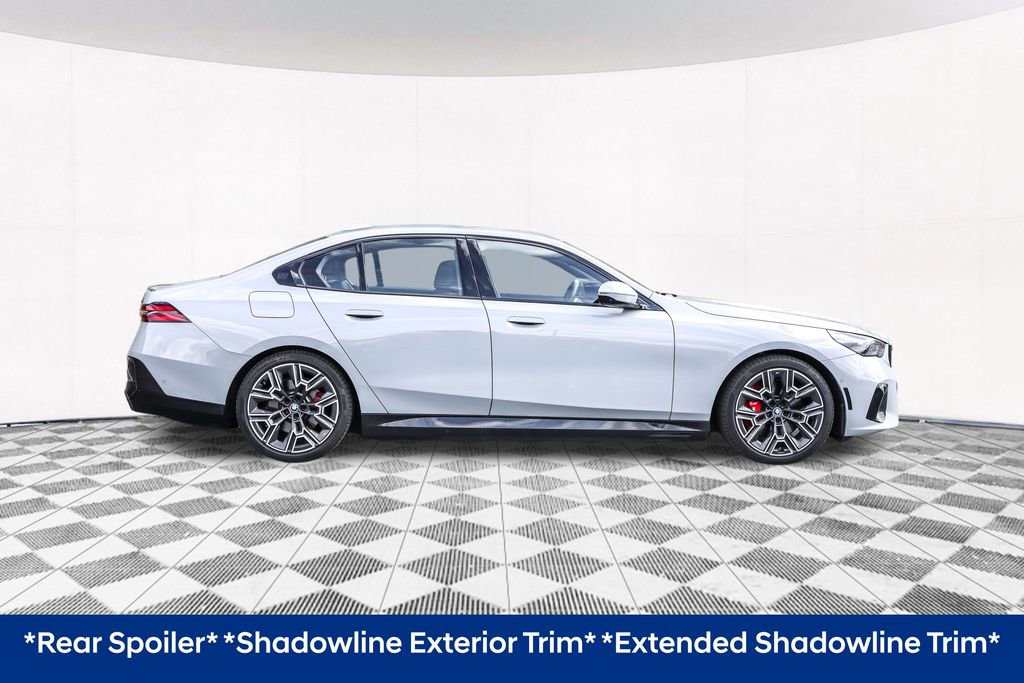 Used 2024 BMW i5 eDrive40i w/ M Sport Package image 22