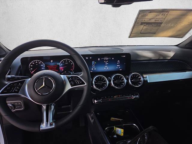 New 2026 Mercedes-Benz GLB 250 image 10