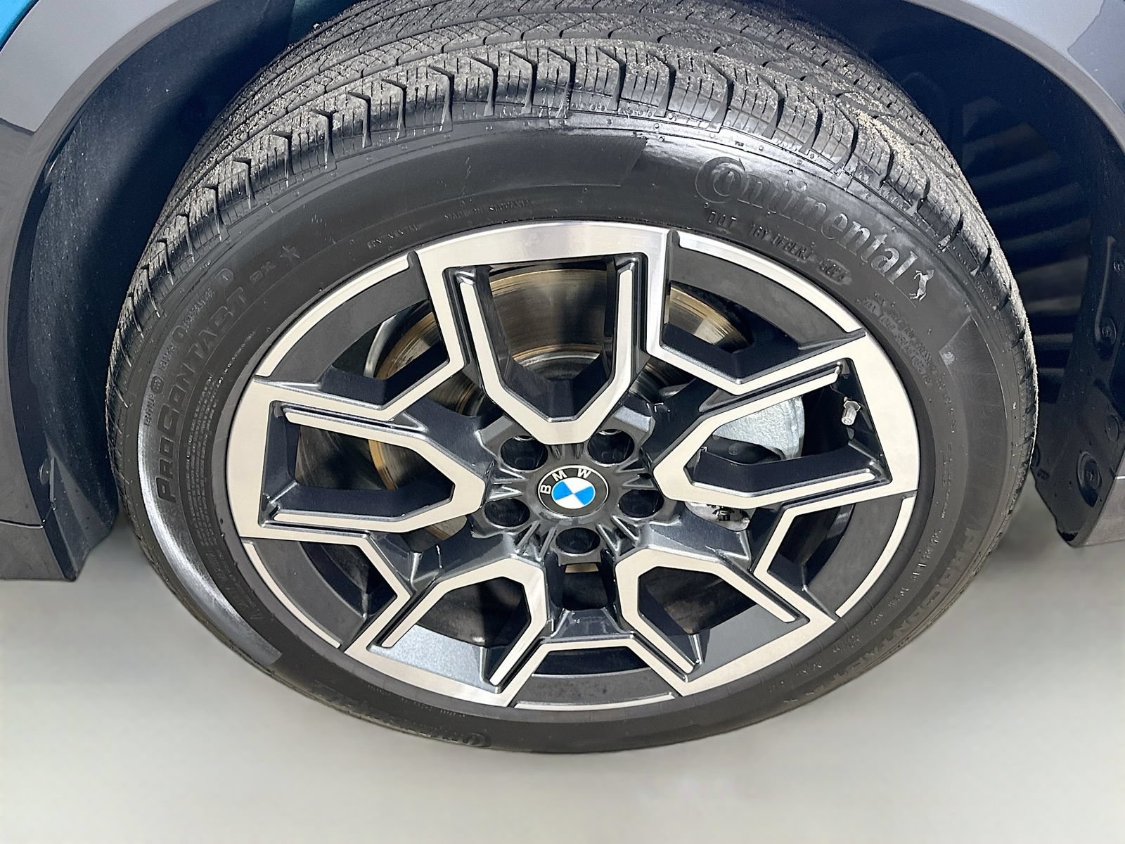 Used 2025 BMW X1 xDrive28i AWD/4WD image 10