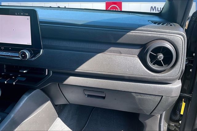 Used 2023 Chevrolet Colorado W/T image 23