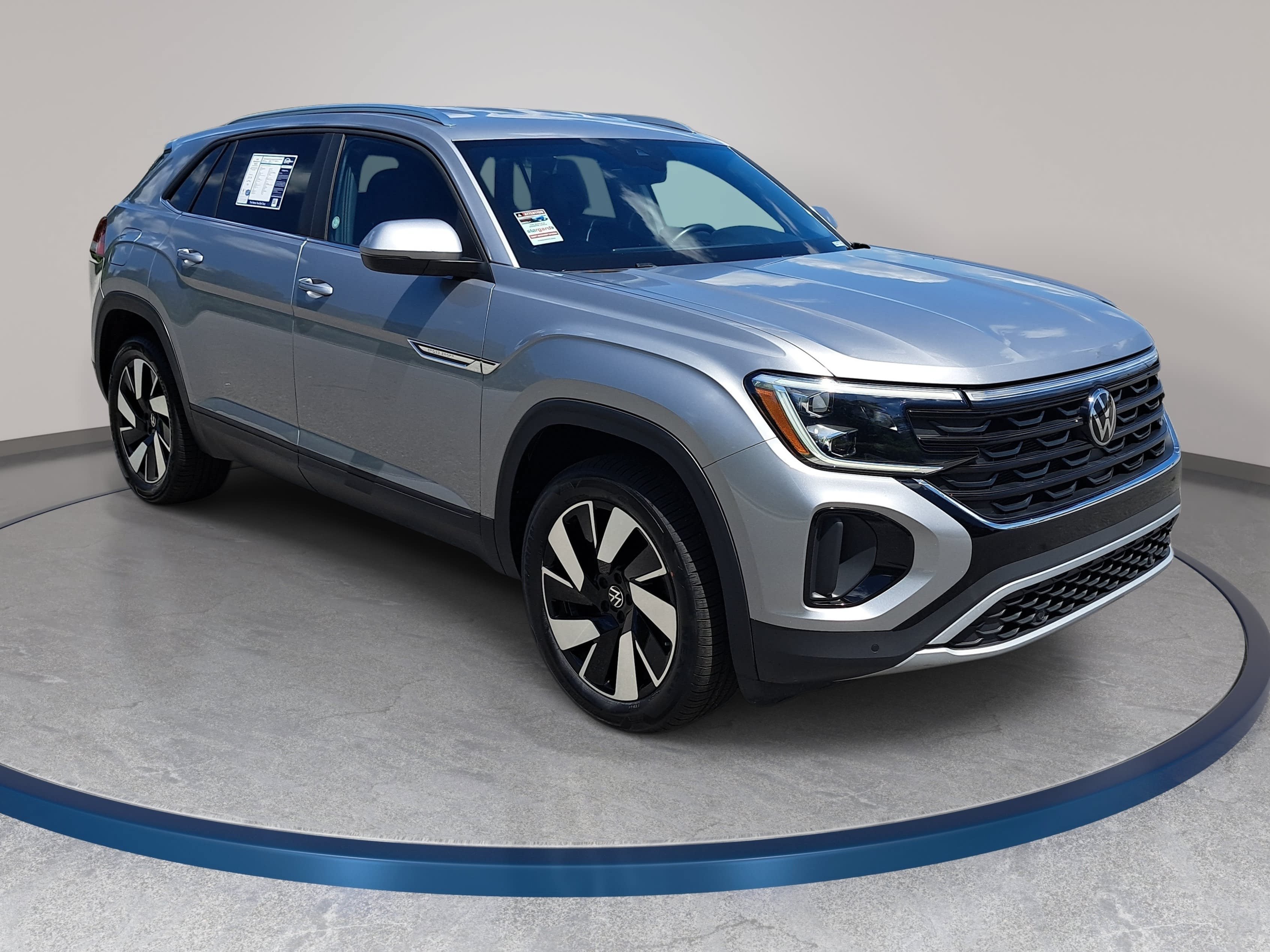 Used 2025 Volkswagen Atlas Cross Sport SE FWD image 3