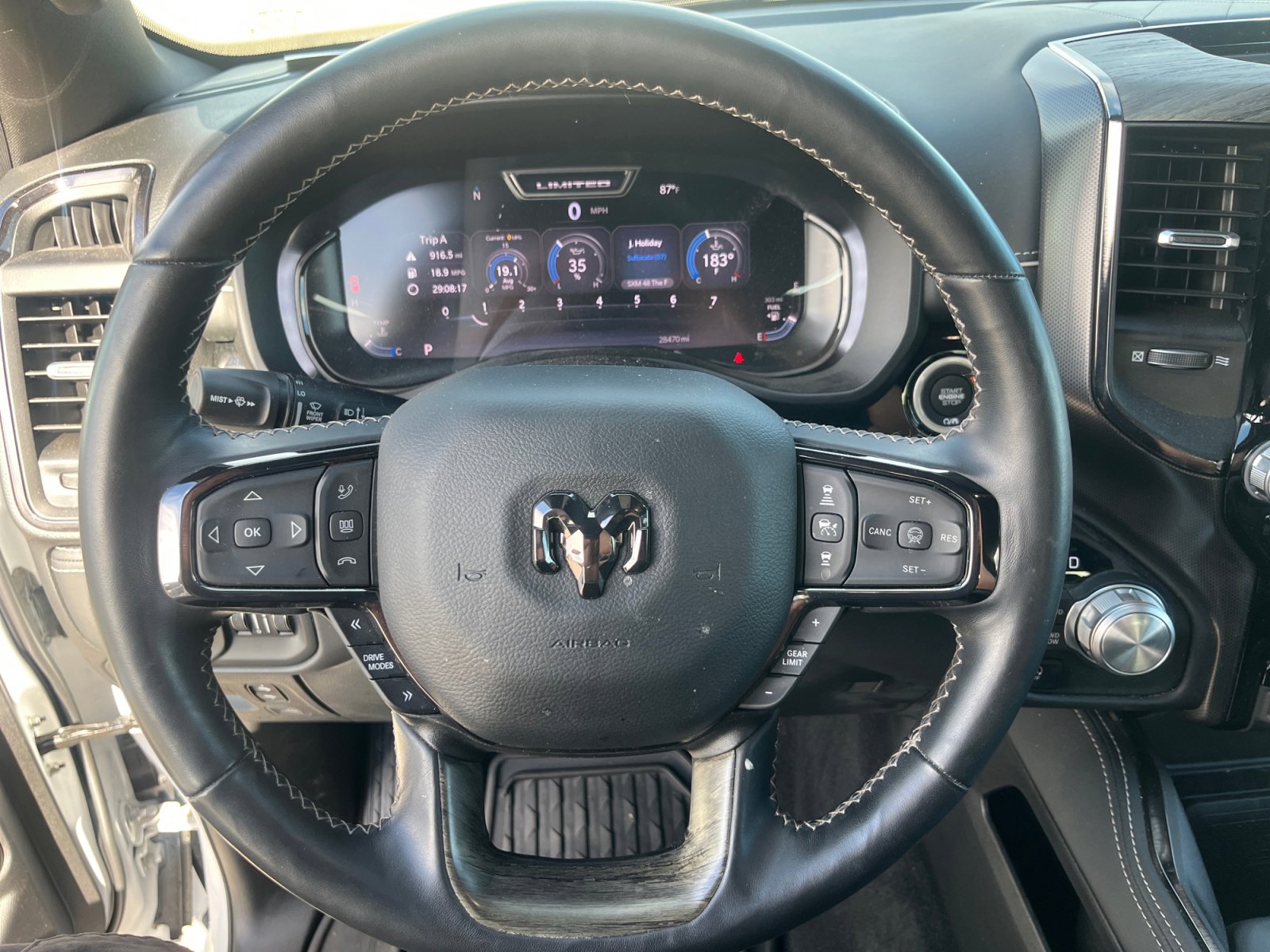 Used 2025 RAM 1500 Limited image 9