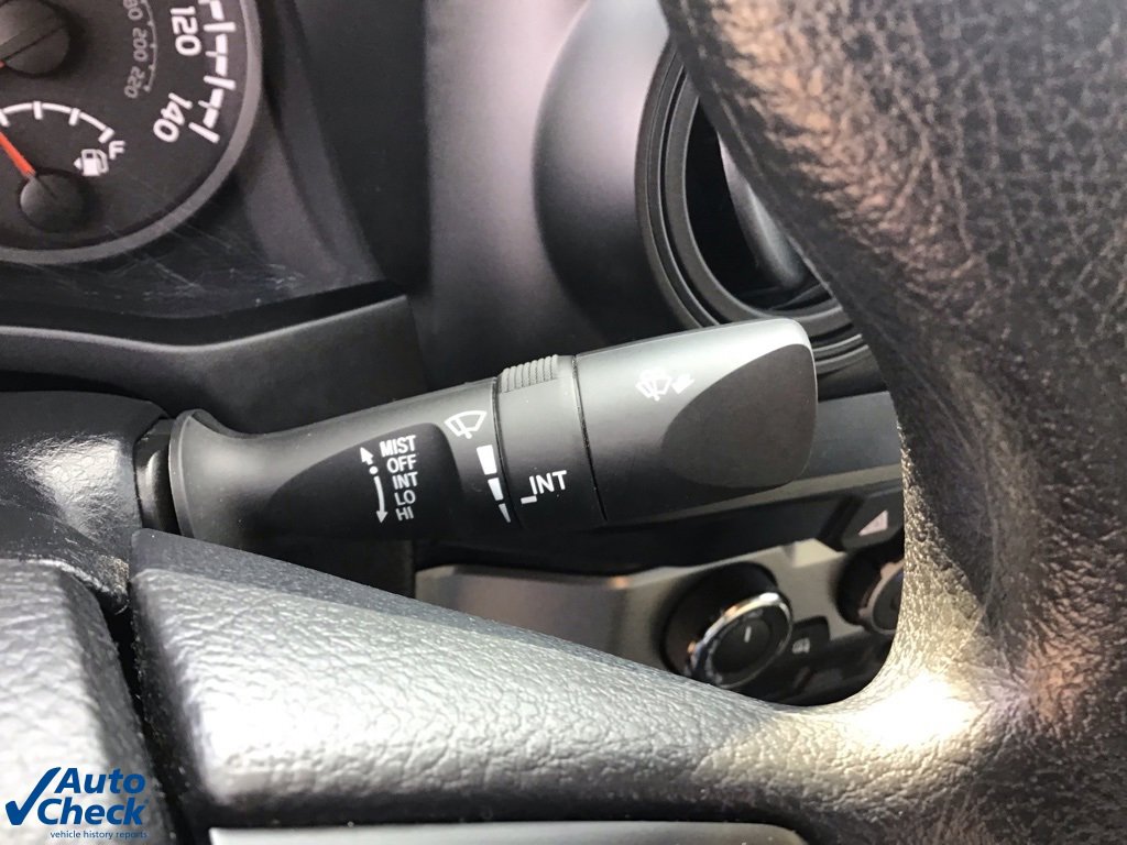 Used 2022 Toyota Tacoma SR image 32