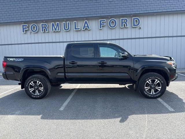 Used 2019 Toyota Tacoma TRD Sport w/ Technology Package AWD/4WD image 2