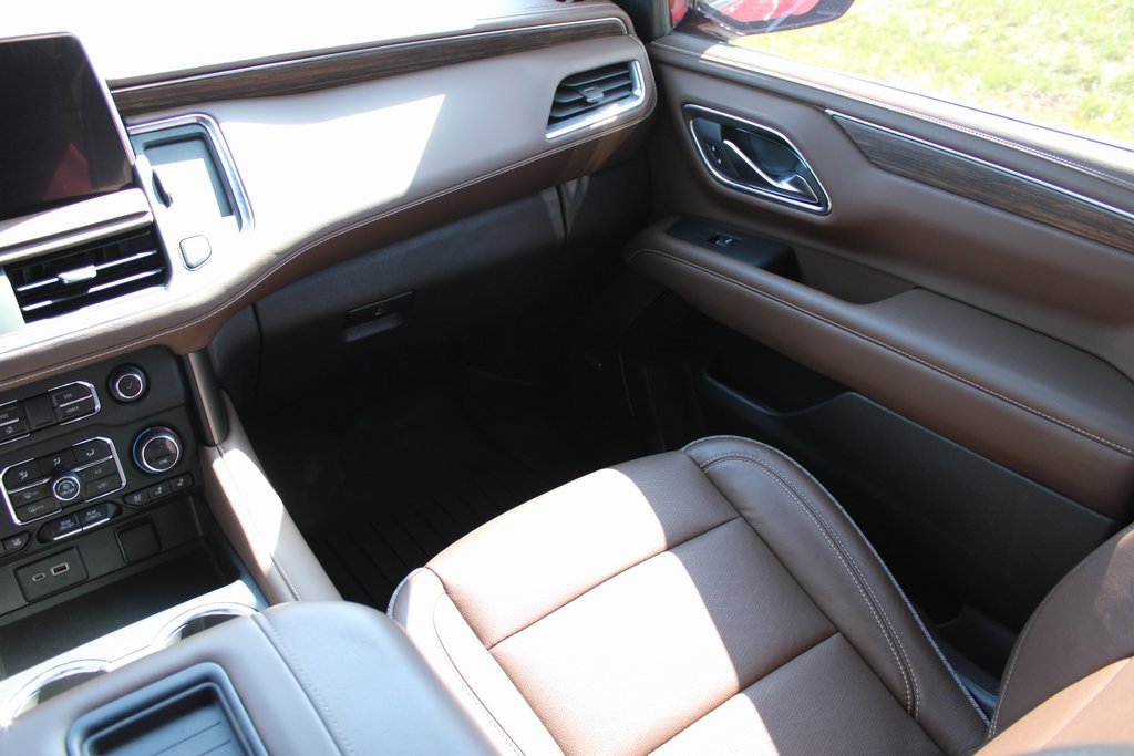 Used 2023 Chevrolet Tahoe High Country image 34