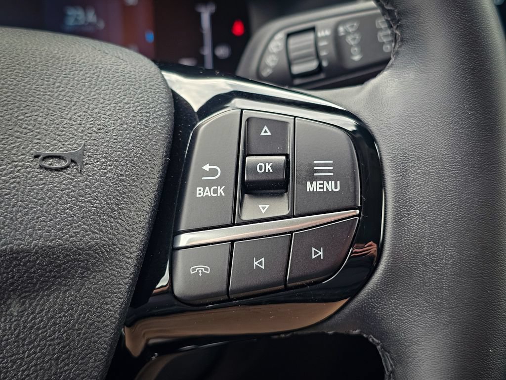 Used 2023 Ford Escape Active w/ Tech Pack #1 AWD/4WD image 19
