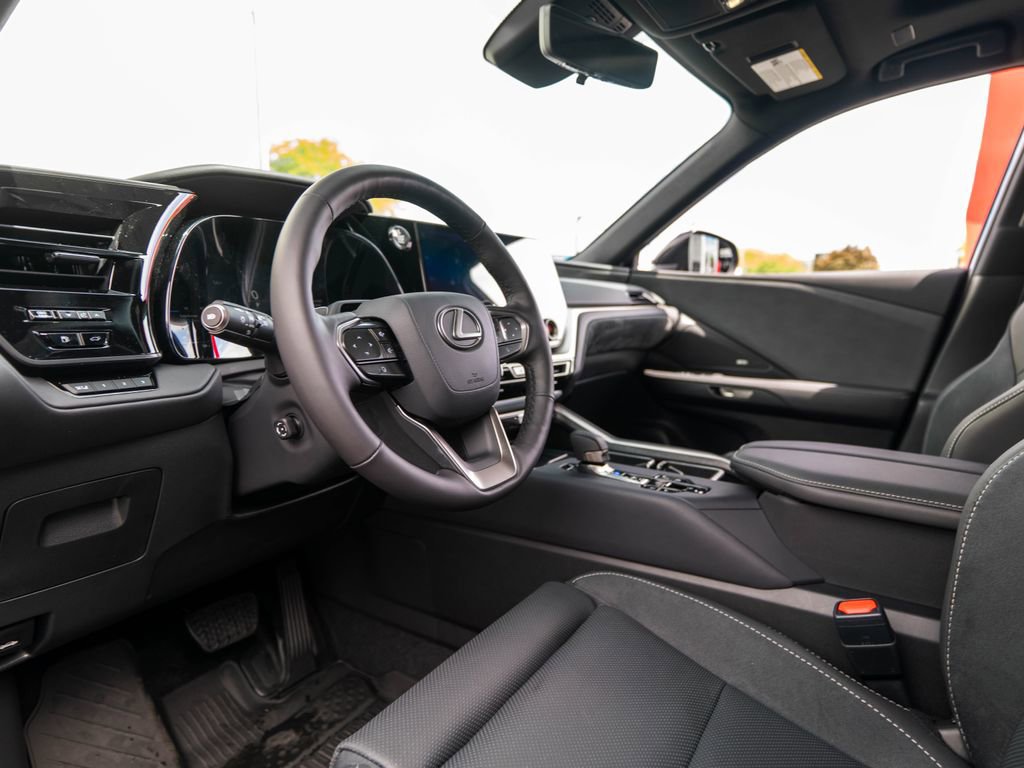 New 2026 Lexus TX 350 AWD image 4