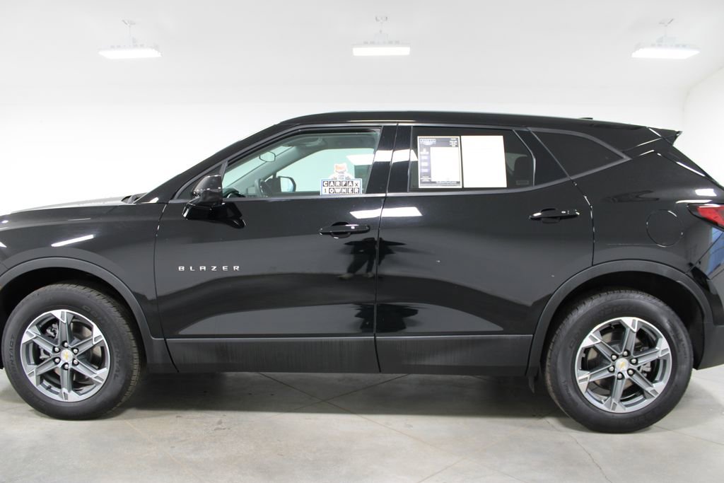 Used 2025 Chevrolet Blazer LT image 6