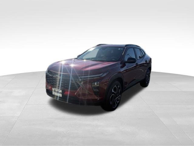Used 2024 Chevrolet Trax RS w/ Sunroof Package FWD image 3
