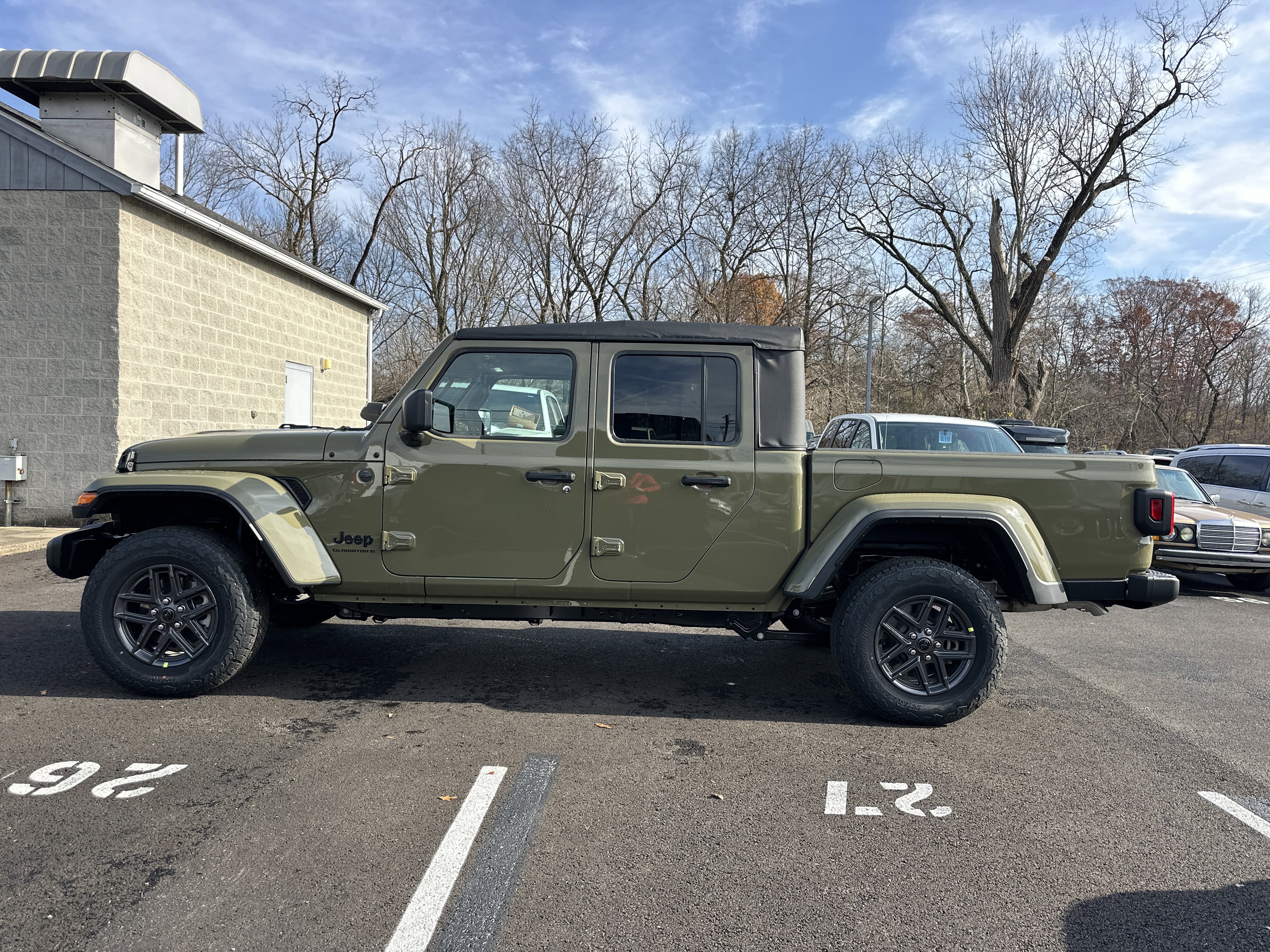 New 2026 Jeep Gladiator Sport image 23