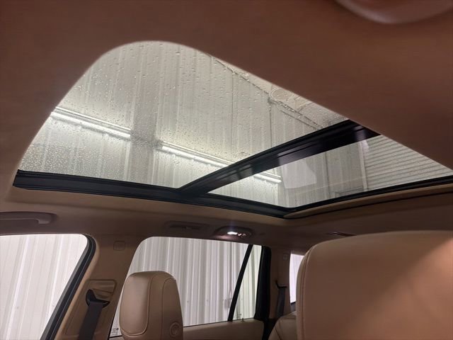 Used 2020 Cadillac XT6 Premium Luxury w/ Platinum Package FWD image 27