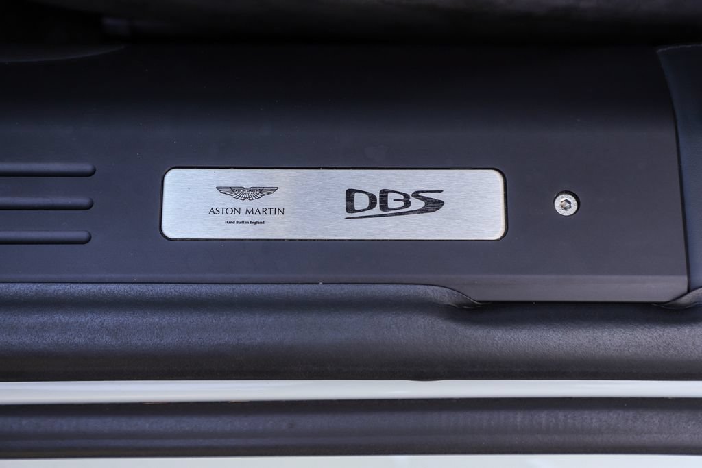 Used 2019 Aston Martin DBS Superleggera RWD image 37