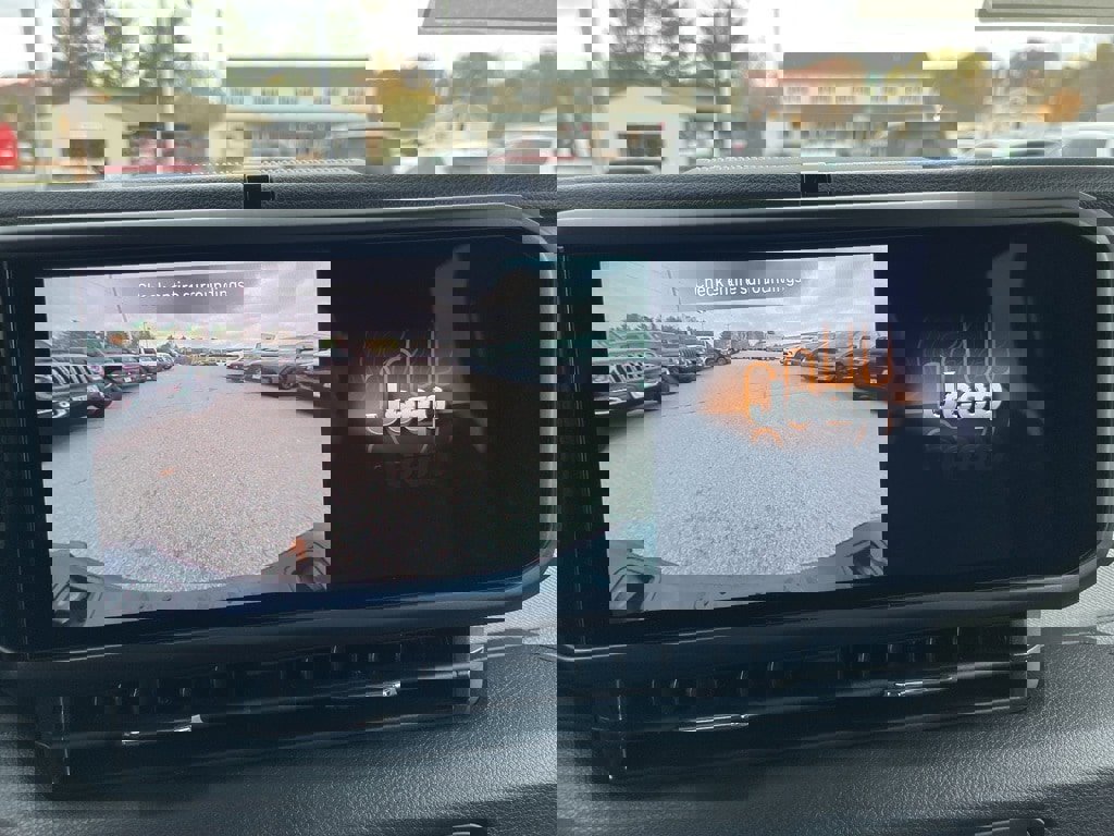 New 2026 Jeep Gladiator Sport image 25