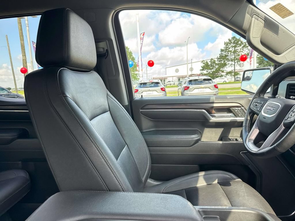 Used 2024 GMC Sierra 1500 SLT AWD/4WD image 15