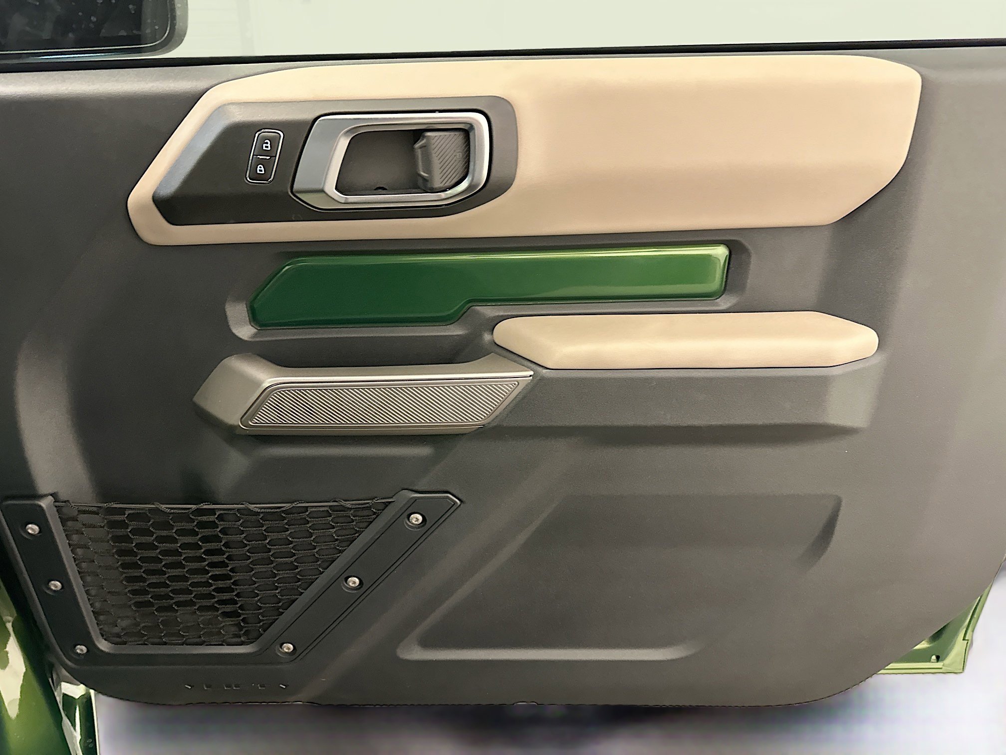 Used 2023 Ford Bronco Wildtrak image 30