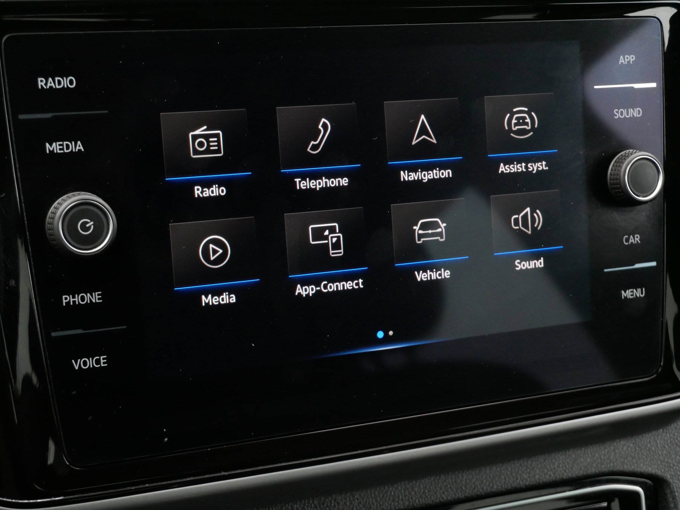 Certified 2023 Volkswagen Atlas Cross Sport SE image 22