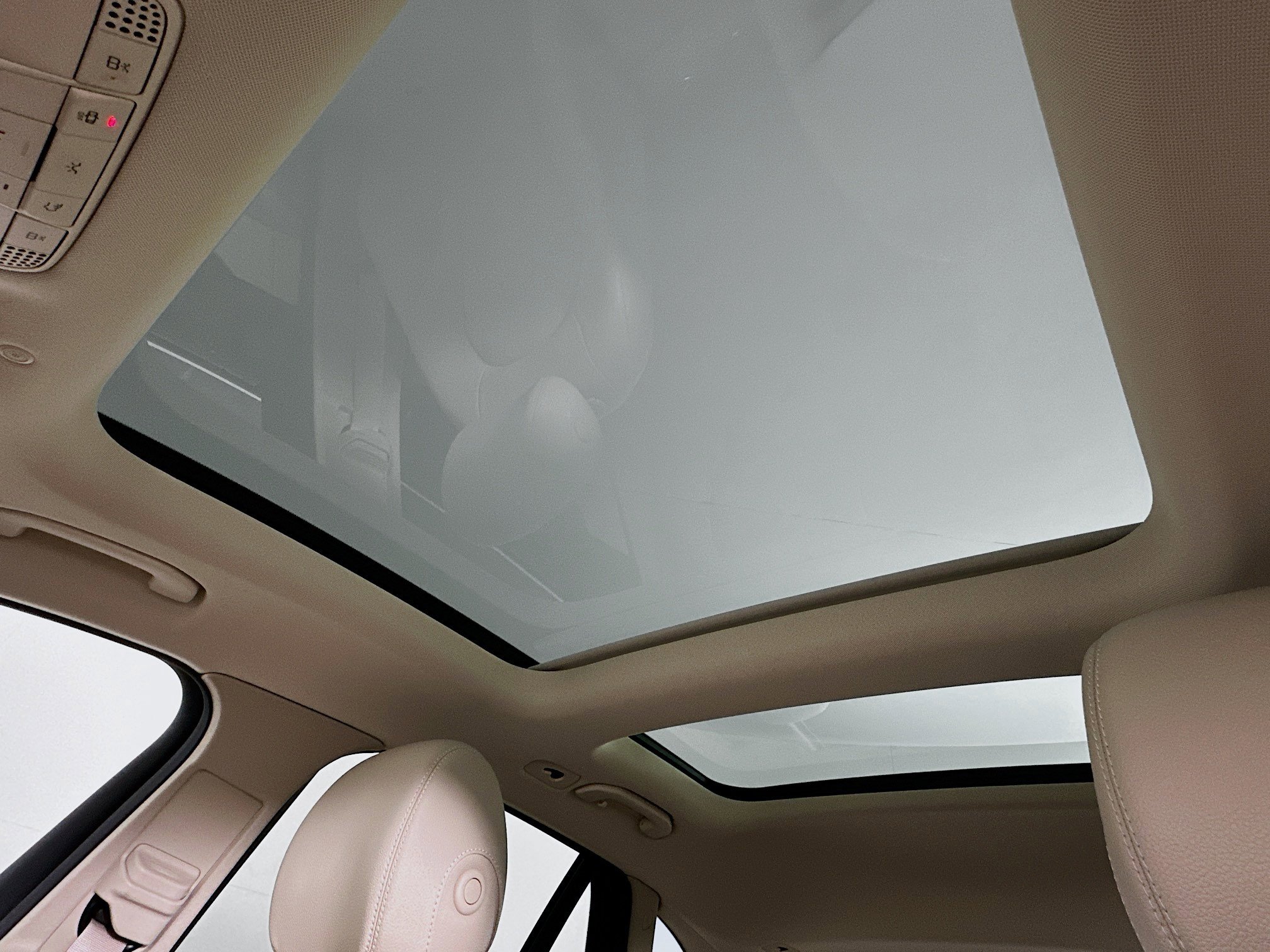 Used 2022 Mercedes-Benz GLC 300 4MATIC w/ Premium Package Lite image 26