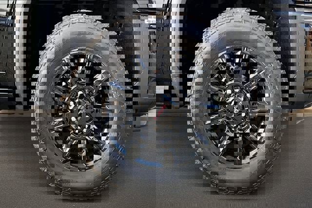 New 2026 GMC Sierra 2500 AT4 w/ AT4 Premium Plus Package image 14