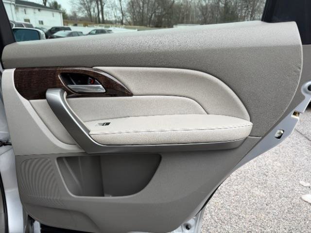 Used 2013 Acura MDX w/ Technology & Entertainment image 35