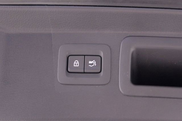 Used 2024 MAZDA CX-50 AWD 2.5 S w/ Preferred Package image 22