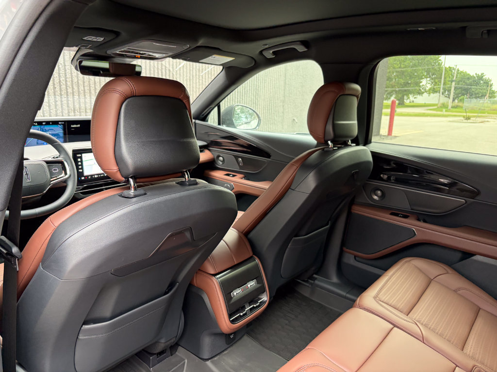 New 2026 Lincoln Nautilus Reserve w/ Jet Appearance Package AWD/4WD image 20
