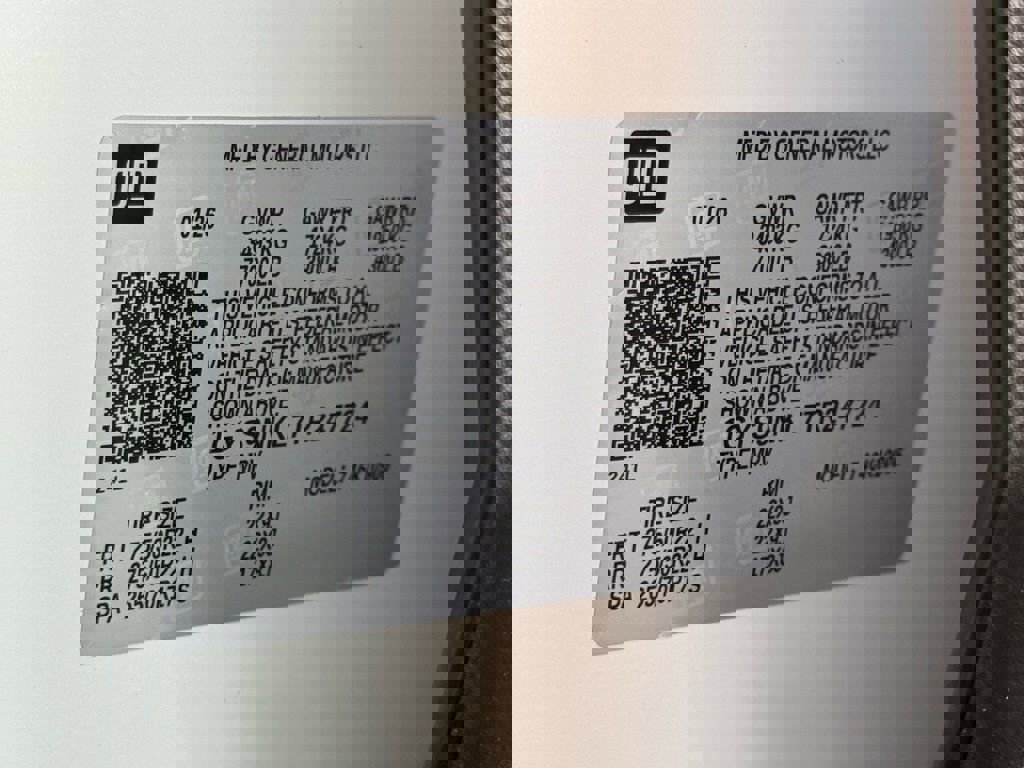 New 2026 Cadillac Escalade ESV Sport w/ LPO, ONYX Package image 21